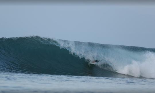 Surfing Lessons with Highly Professional Coaches in Kecamatan Kuta Selatan, Bali