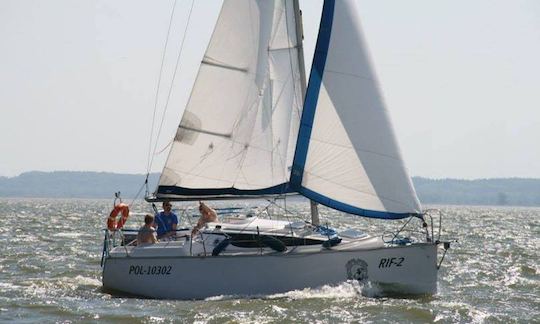 26' Janmor Sailboat for 6 People in Pasłęk, Poland