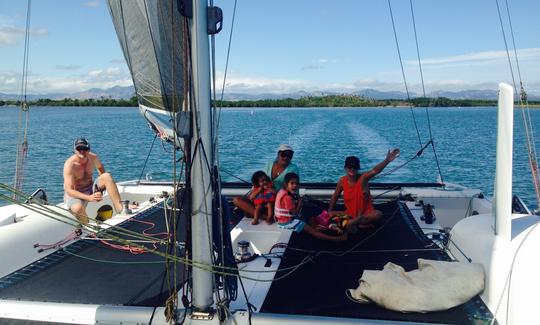 Catamarã Fast Sailing de 27 pés para alugar em Fiji