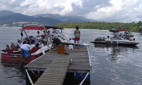 Aprenda wakeboard na Ilha de Hong Kong!