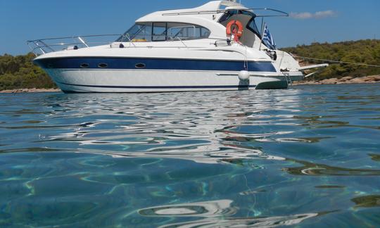 BAVARIA 37HT MOTOR YACHT FOR CHARTER IN SPETSES ISLAND, GREECE.