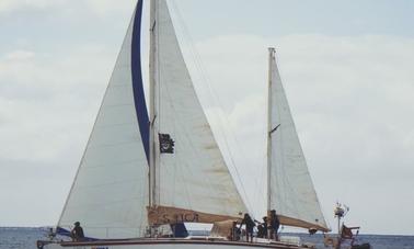 Location avec équipage sur le voilier Bruce Roberts 43 à Funchal, Madère