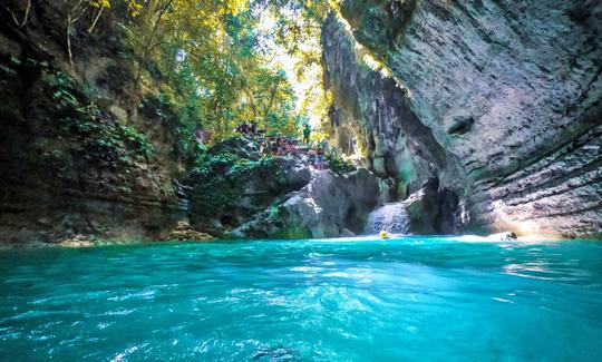 Aventura de barranquismo y cataratas de Kawasan en Badian, Cebú