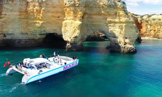 Cruzeiro de catamarã Mara de Albufeira a Benagil