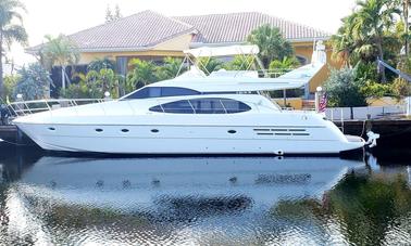 Alquile un lujoso yate a motor Azimut de 58 pies para 13 personas en Fort Lauderdale, Florida