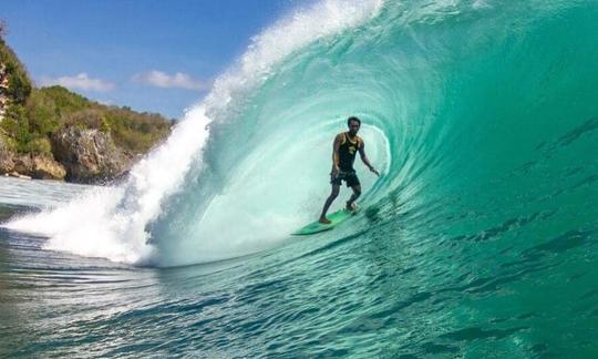 ¡Lección de surf de 120 minutos en Kuta, Bali!