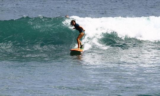 2 Hours Surf Lessons with Experience Coaches in Kecamatan Kuta Selatan, Bali!