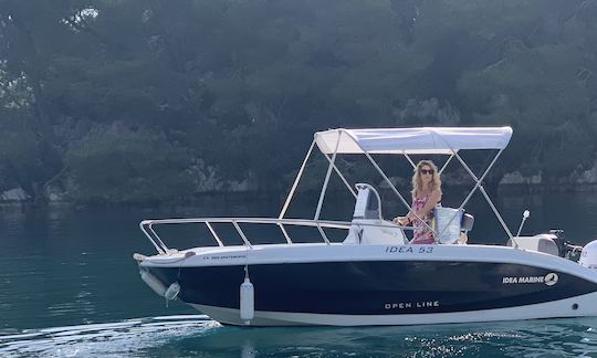 2018 Ideal Center Console Boat for Hire in Gaios, Greece