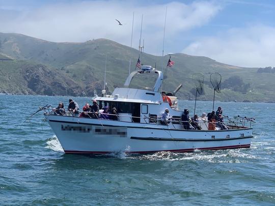 51ft San Francisco Party Boat for up to 49 Passengers