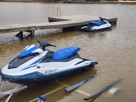 2 new waverunner jet skis on Lake Allatoona rent 1 or 2 and double the fun