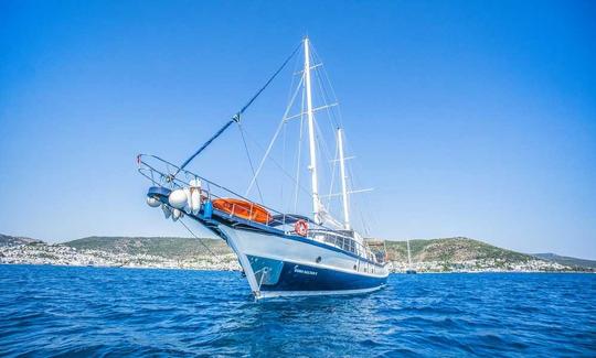 ESMA SULTAN 2 This Wonderful Luxury Gulet Yacht is 25.m Long and for 8 People