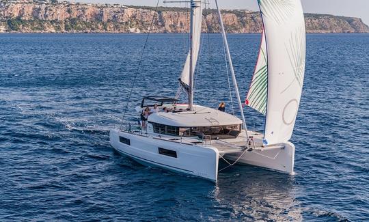 Alquile el catamarán de crucero «Nereo» Lagoon 40 en Tropea, Italia