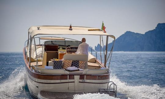 Iate a motor Aquamarina de 35 pés para 12 pessoas em Piano di Sorrento, Campania