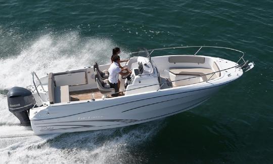 Alquiler de barcos de pesca en Barcelona, España