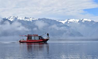 The Hanna-K, Cruise on Lake Mapourika