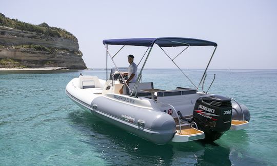 Charter MAESTRALE 28  Man Rigid Inflatable Boat in Tropea, Italy