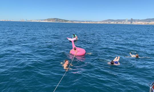 Excursion en voilier de 6 heures à Barcelone avec le monocoque Jeanneau Sun Odyssey Cruising