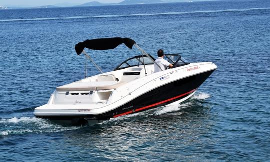 Novo Bayliner VR6 OB MY2024 em Biograd na Moru