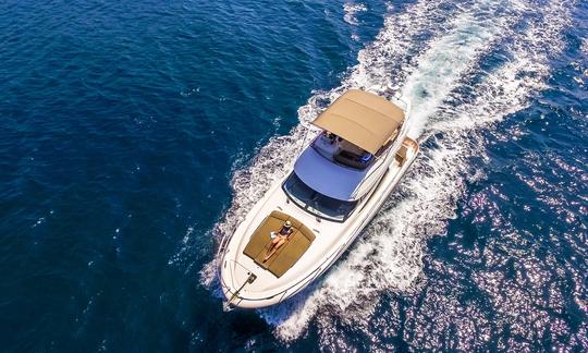 Iate a motor de luxo Jeanneau Prestige 440 Fly em Dubrovnik