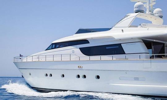 Super yacht italien de luxe San Lorenzo 72 à Dubaï -En excellent état -