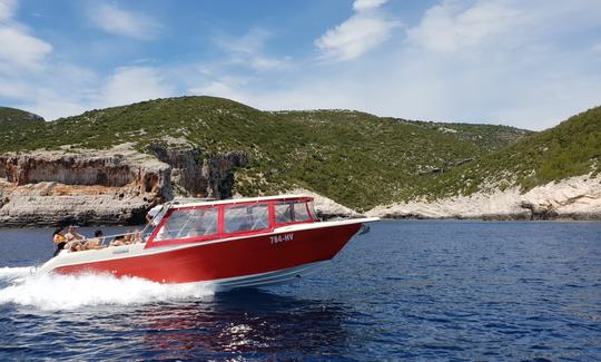 Enzo 35 Private Speedboat Tours From Hvar with 2 crew members