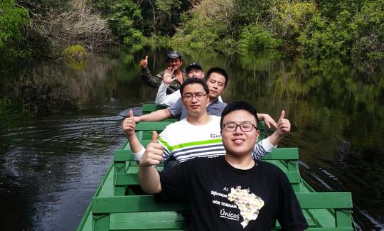 Tour en barco de 4 días/3 noches en la región del río Negro