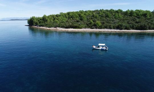 17' RIB Zodiak para Alugar em Sukošan, Zadar