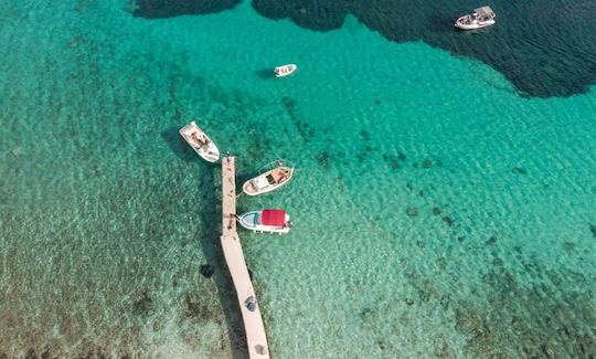 Experience the Blue Lagoon and Šolta Island Speedboat Tour with us!