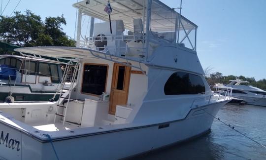 57' Sportfishing Charter for 10 People in Provincia de Chiriquí, Panama