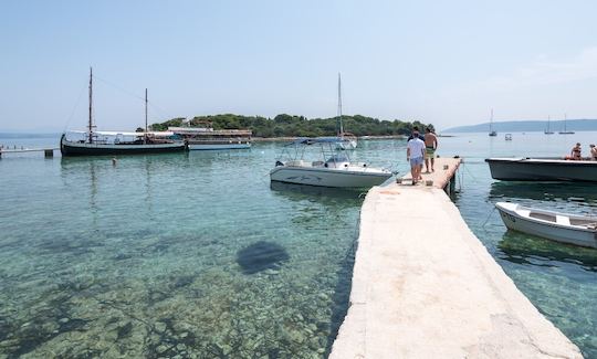 Blue Lagoon Speedboat And Wine Tasting Tour in Trogir, Croatia