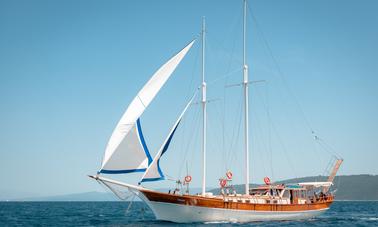 Classic refitted gulet Dona available for cruising in Dalmatia