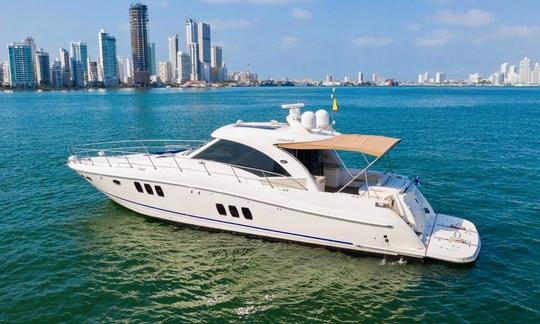 Oferta da semana! Iate Sea Ray Sundancer de 62 pés para alugar em Cartagena, Colômbia.