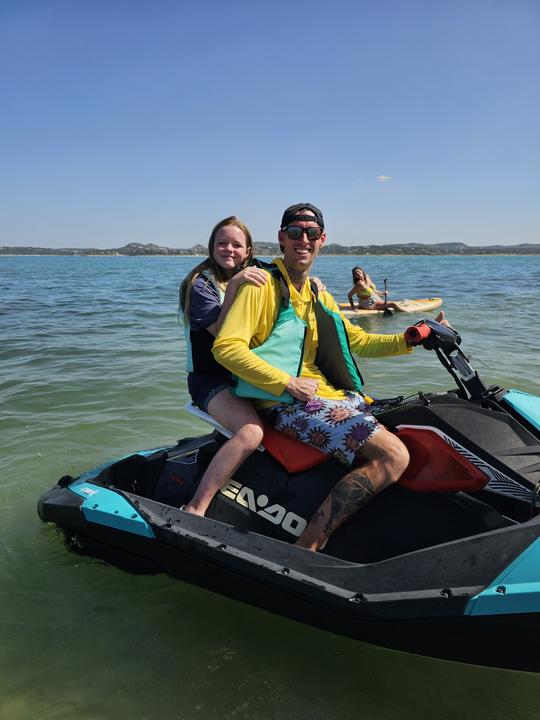 Serviço completo de aluguel de jet skis em Canyon Lake