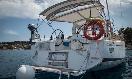 Alquiler de veleros en Split, Croacia - Beneteau Oceanis 35.1 (Maya Bay 2)