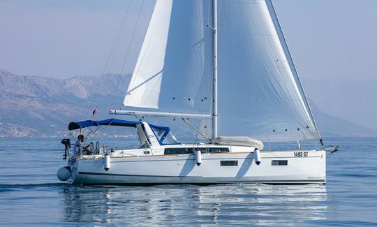 Aluguel de veleiro em Split, Croácia - Beneteau Oceanis 38.1 (Anima Maris 1)