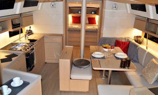 Reserve a “Beautiful Helen” Beneteau Oceanis 46.1 (2020) em Kos, Grécia