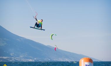 Kitesurf Lessons On Garda Lake