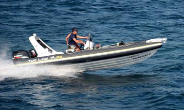 ¡Topline Pegasus 23 Sport Rib en Platis Gialos! ¡Alquile un barco para cruceros privados