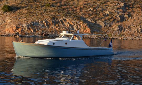 Classic 38 Dixon Design – 1x440 Hp Yanmar Diesel in Idra, Greece!