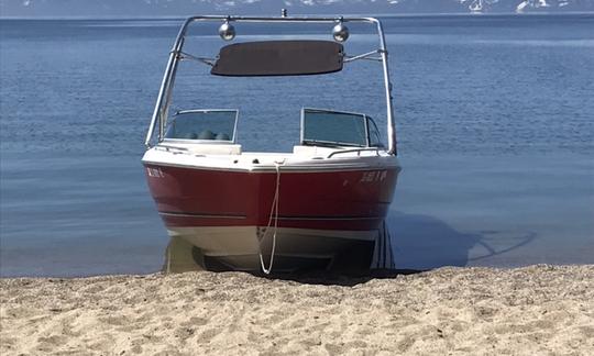 Bowrider de 22 pieds à louer à Lake Tahoe