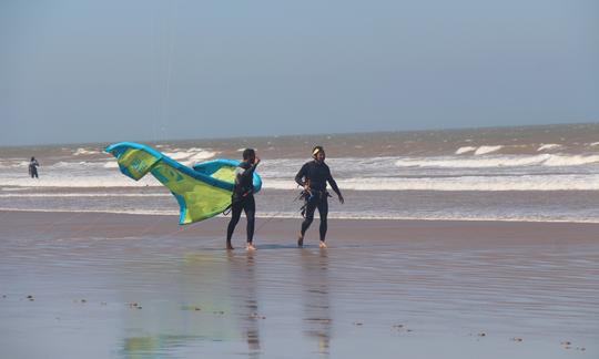 Desfrute de kitesurf em Essaouira, Marrocos