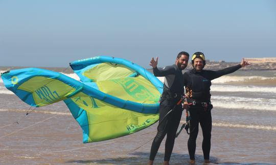 Desfrute de kitesurf em Essaouira, Marrocos