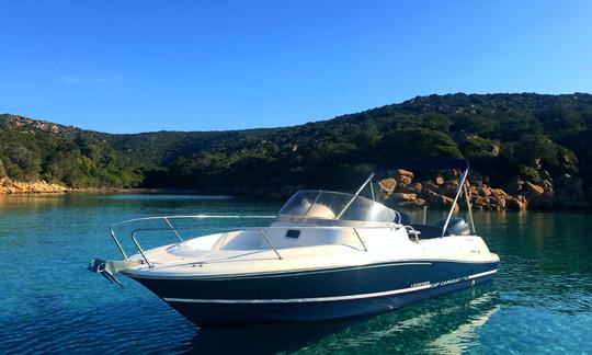 Alquiler de barcos en Campomoro - JEANNEAU Cap Camarat 715