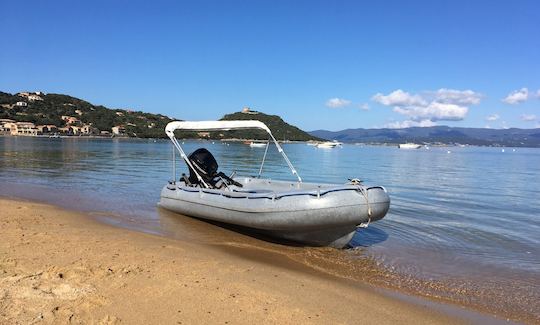 Motor Boat Rental Fun Yak 390 at Campomoro