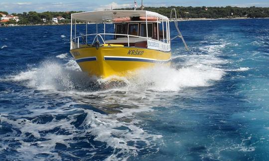 Excursions traditionnelles en bateau en bois dans le comté de Mali Losinj Primorje-Gorski Kotar