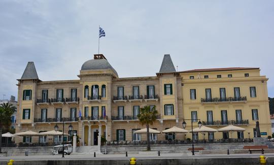 Excursion quotidienne de Spetses/Porto Cheli aux îles Dokos et Hydra avec Nimbus T11