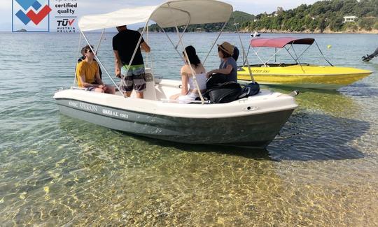 ¡Alquile este nuevo barco por un día y explore las playas de Skiathos!