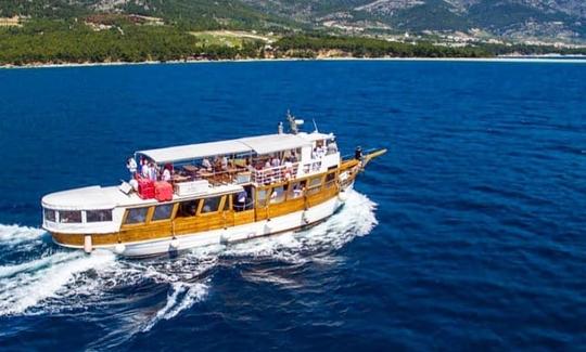 Divertido e fabuloso passeio pelas três ilhas ao redor da Riviera de Trogir!