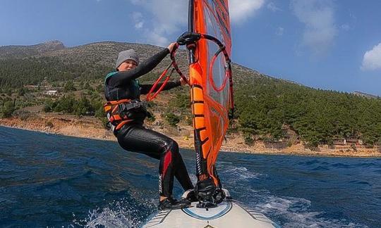 Curso de windsurf para nível iniciante e avançado em Bol, Splitsko-dalmatinska županija