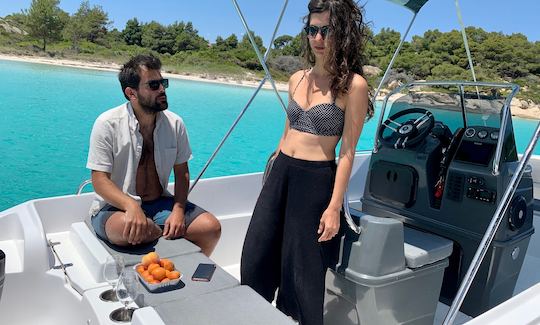 8 persons Self Driving Elite 53cc powerBoat in Halkidiki